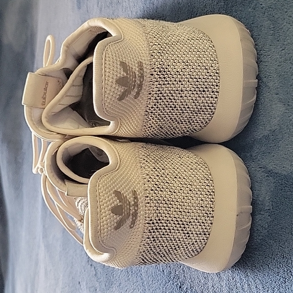 Adidas sneakers - Picture 2 of 6